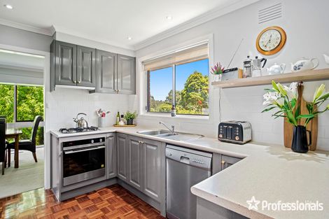 Property photo of 56 Esther Crescent Mooroolbark VIC 3138