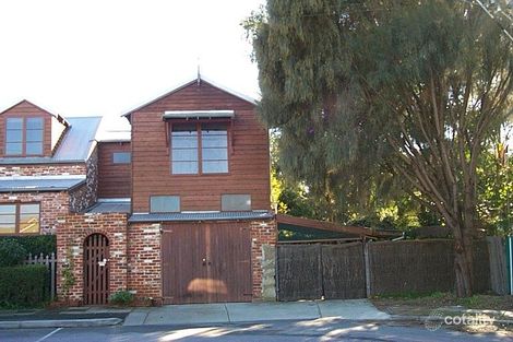 16 Wright St, White Gum Valley, WA 6162