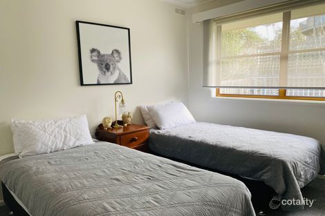 Property photo of 19 Shirley Grove Warrnambool VIC 3280