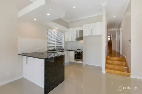 Property photo of 12 Maple Avenue Aberfoyle Park SA 5159