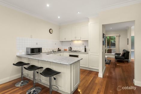Property photo of 2/10 Willoughby Street Reservoir VIC 3073