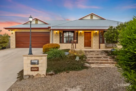 9 Bonner St, Lloyd, NSW 2650