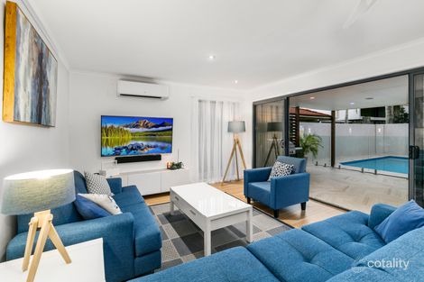 Property photo of 34 Shinnecock Close Hope Island QLD 4212