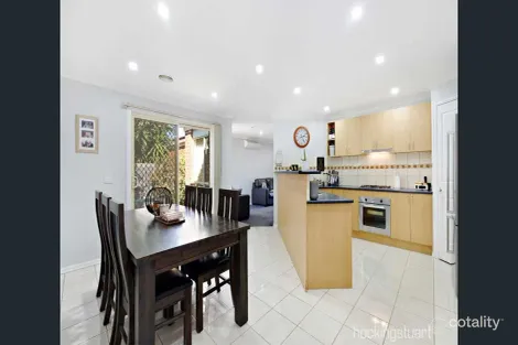 Property photo of 4 Hendriks Court Werribee VIC 3030