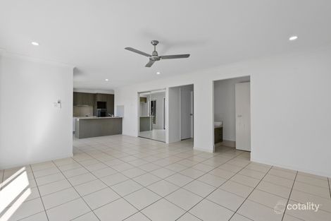 Property photo of 2/1 Michigan Way Andergrove QLD 4740
