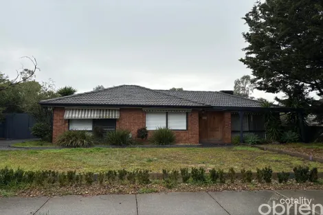 19 Muirfield Dr, Sunbury, VIC 3429