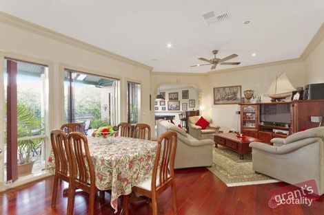 Property photo of 21 Ellen Road Narre Warren South VIC 3805