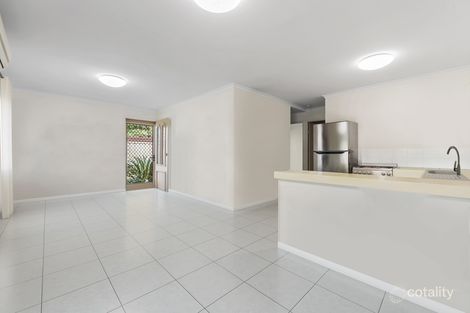 Property photo of 3/241A Klingner Road Kippa-Ring QLD 4021
