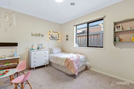 Property photo of 14 Goulding Drive Fraser Rise VIC 3336