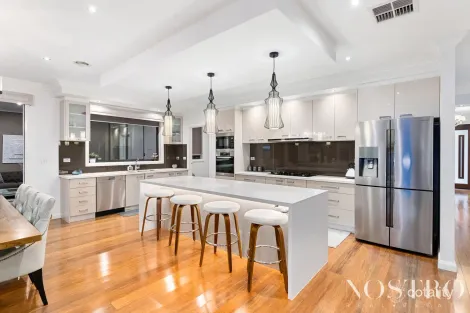 Property photo of 17 Mirka Drive Lalor VIC 3075