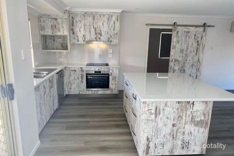 12 Howard St, Hay Point, QLD 4740