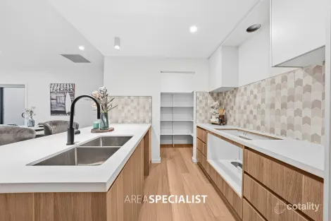 Property photo of 331 Rix Road Officer VIC 3809