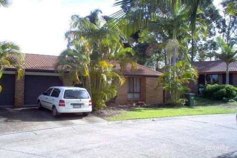 2/11 Hoya Ct, Labrador, QLD 4215