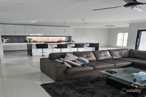 Property photo of 38 Pinnacle Circuit Heathwood QLD 4110