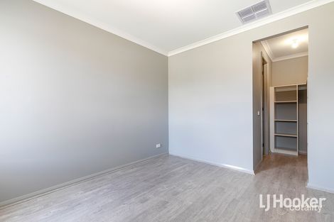 Property photo of 21 Goodison Grove Mount Cottrell VIC 3024