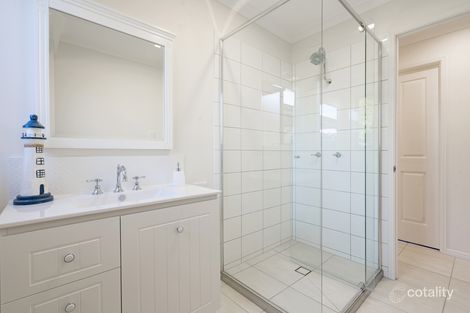 Property photo of 35 Columbia Drive Beachmere QLD 4510