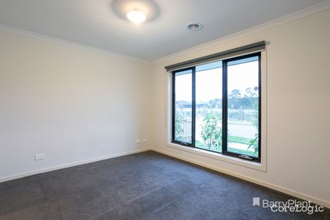 Property photo of 32 Babar Drive Officer VIC 3809