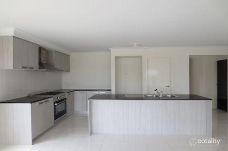 Property photo of 32 Maremma Drive Mernda VIC 3754