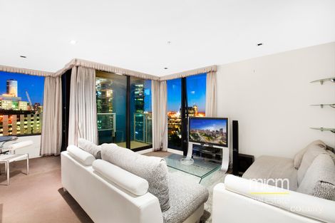 Property photo of 1707/100 Harbour Esplanade Docklands VIC 3008