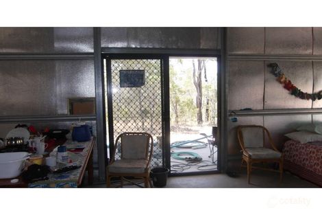 392 Loeskows Rd, Booyal, QLD 4671