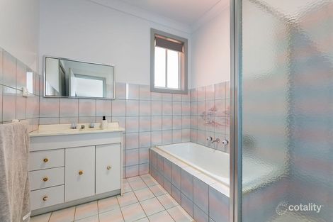 Property photo of 1/49 Kinsale Street Reservoir VIC 3073