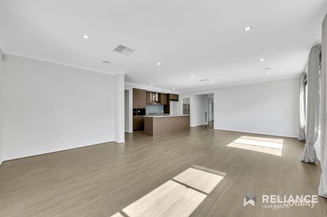 Property photo of 19 Larneuk Drive Cobblebank VIC 3338