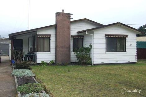 30 Eastern Ave, Newborough, VIC 3825