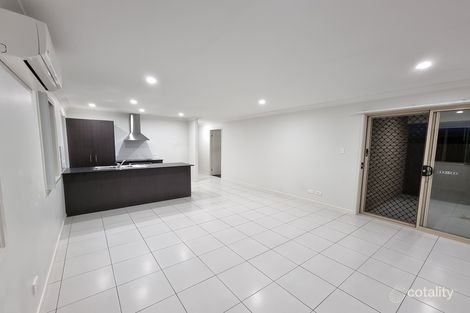 Property photo of 44 Parkland Circuit Pimpama QLD 4209