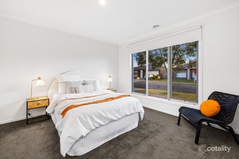 Property photo of 11 Cygnet Avenue Werribee VIC 3030