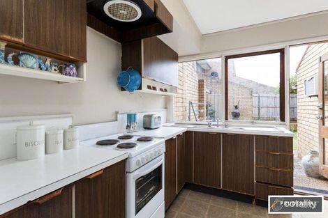Property photo of 9/39 The Parkway Bradbury NSW 2560
