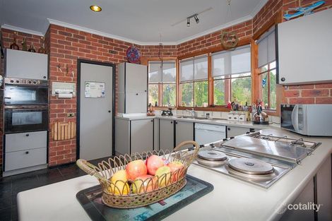 Property photo of 16 Short Road Gisborne VIC 3437