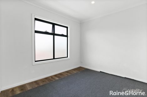 Property photo of 2/8 Ortolan Avenue Broadmeadows VIC 3047