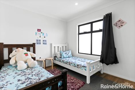Property photo of 2/8 Ortolan Avenue Broadmeadows VIC 3047