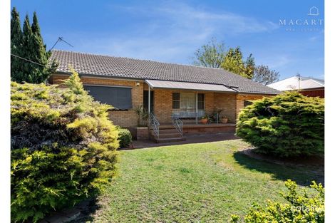 Property photo of 20 Boronia Street Kooringal NSW 2650
