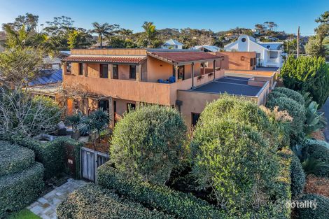 14 Lake St, North Avoca, NSW 2260
