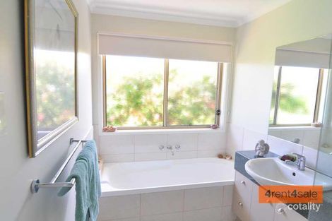 37 Golden Hind Ave, Cooloola Cove, QLD 4580