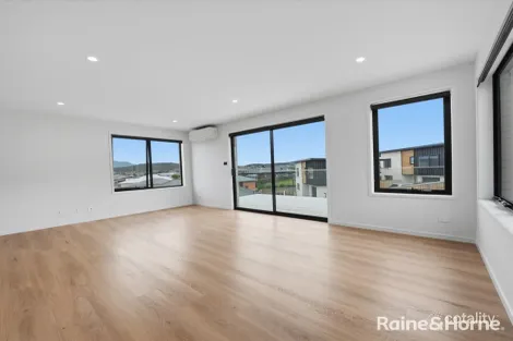 Property photo of 1/10 Garrett Court Oakdowns TAS 7019