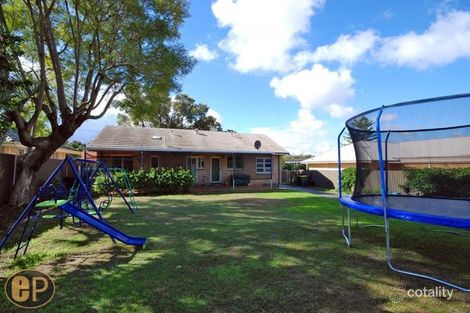 29 Kemmish Cres, Melville, WA 6156