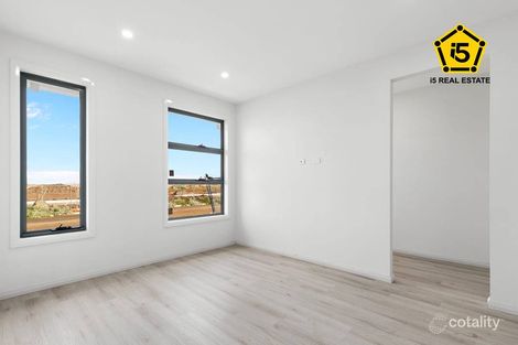 Property photo of 12 Palmdale Crescent Mambourin VIC 3024