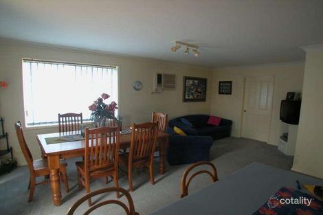 Property photo of 42 Yentoo Drive Glenfield Park NSW 2650