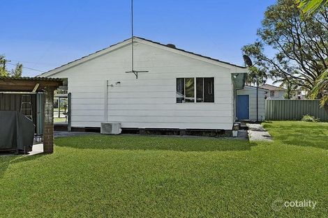 Property photo of 2 Loxley Close Berkeley Vale NSW 2261
