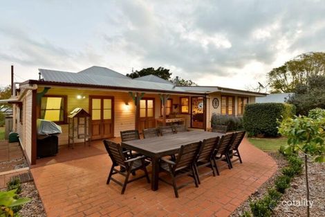 Property photo of 43 Rhyde Street Mount Lofty QLD 4350