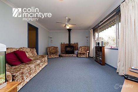 Property photo of 6 Weavell Place Kambah ACT 2902