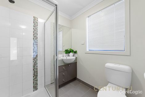 Property photo of 72 Kosta Boda Boulevard Pakenham VIC 3810