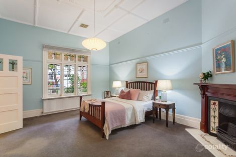 Property photo of 17 Mandeville Crescent Toorak VIC 3142