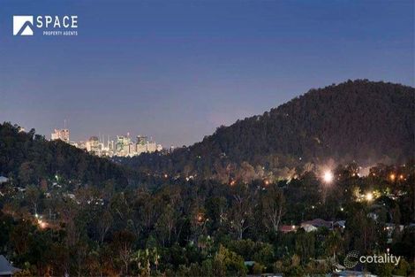 Property photo of 21 Drayton Place The Gap QLD 4061