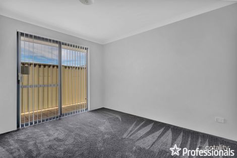 Property photo of 33 Gallipoli Avenue Byford WA 6122