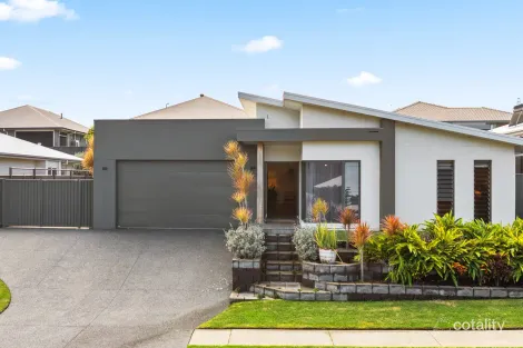 Property photo of 9 Burleigh Crescent Woolgoolga NSW 2456