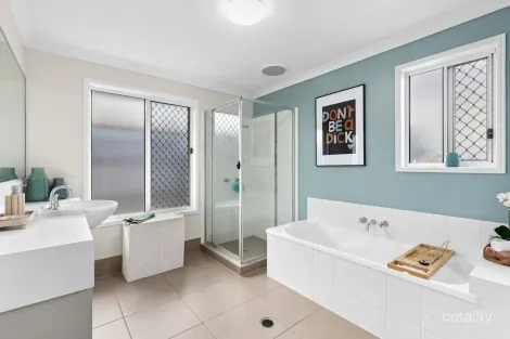 Property photo of 21 Creekside Drive Sippy Downs QLD 4556