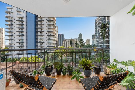 Property photo of 9/11 Riverview Parade Surfers Paradise QLD 4217